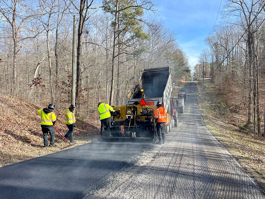 Read more about the article Expert Asphalt Milling and Road Paving in Ruther Glen, VA