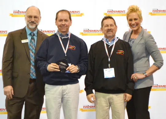Read more about the article FINLEY ASPHALT & CONCRETE RECEIVES NATIONAL PAVEMENT AWARD